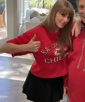 Taylor Swift Chiefs Red T-Shirt