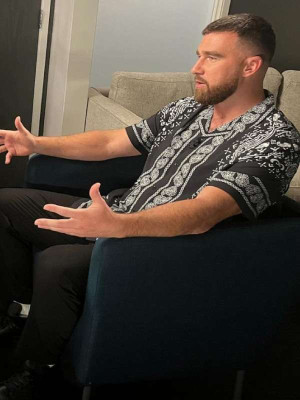Travis kelce's revere bandana shirt