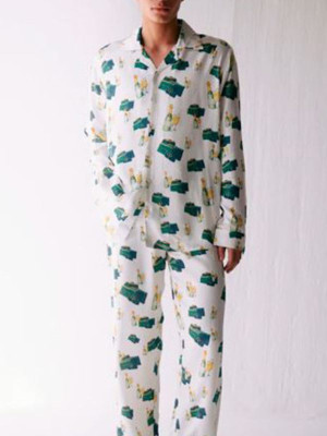 The White Lotus S03 Leslie Bibb Print Pajamas